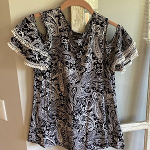 Coco + Carmen Cold Shoulder Blouse